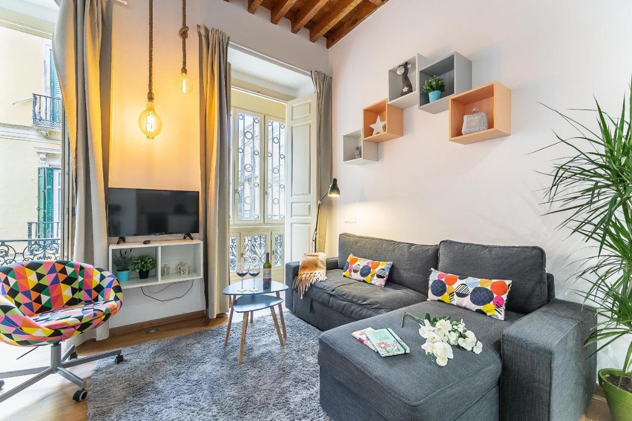 Larios Deluxe Studio Малага Экстерьер фото