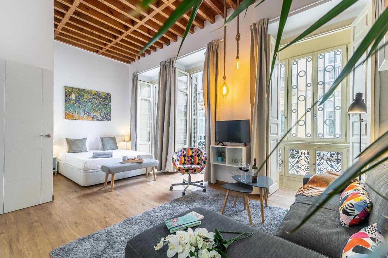 Larios Deluxe Studio Малага Экстерьер фото