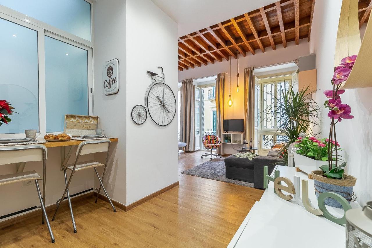 Larios Deluxe Studio Малага Экстерьер фото