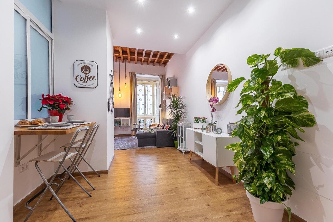 Larios Deluxe Studio Малага Экстерьер фото
