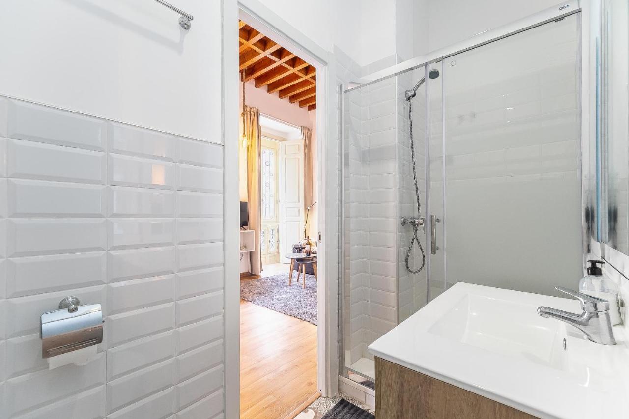 Larios Deluxe Studio Малага Экстерьер фото