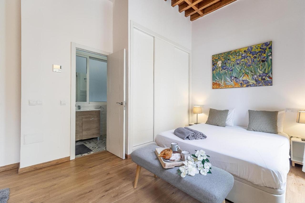 Larios Deluxe Studio Малага Экстерьер фото