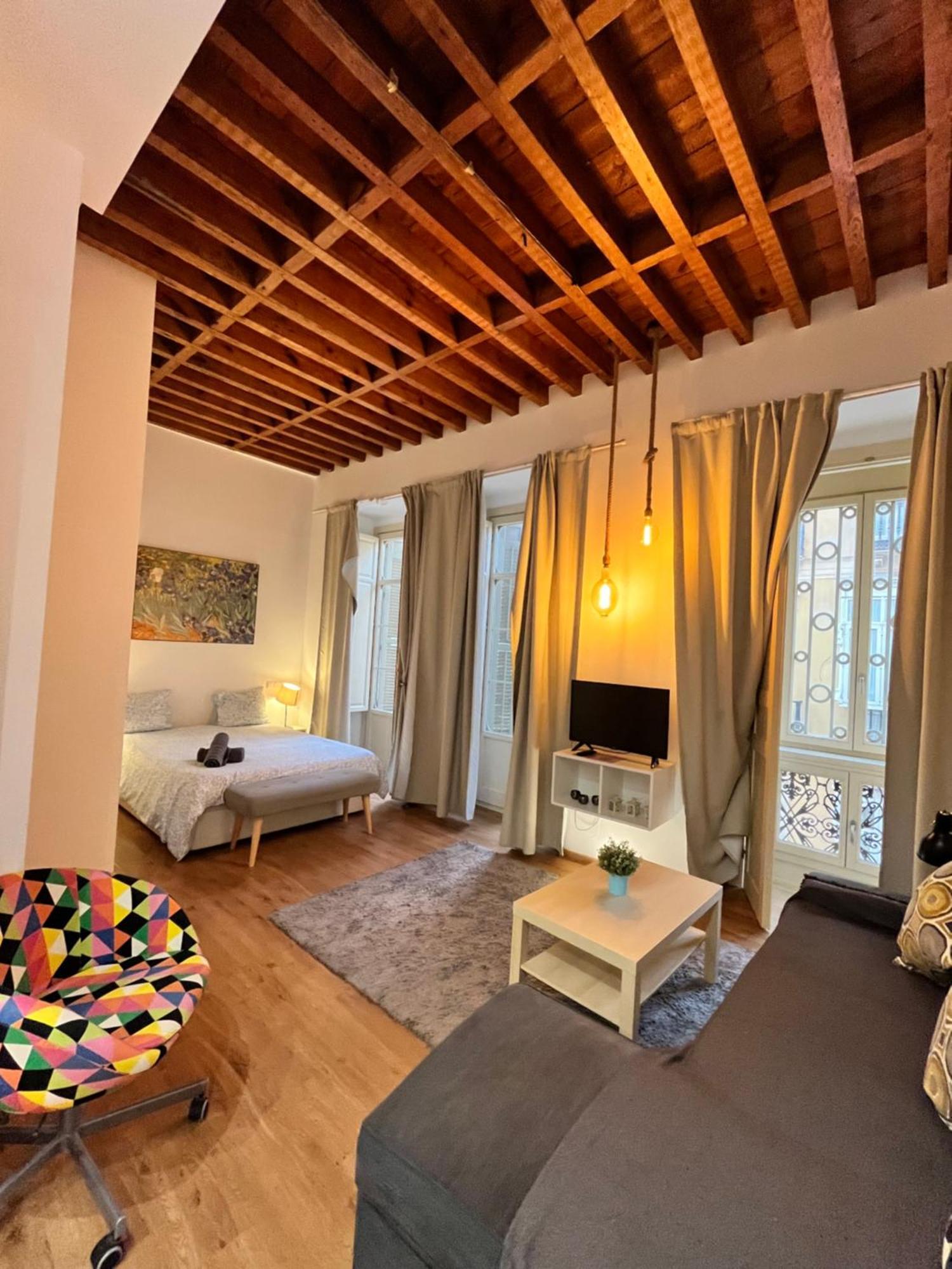 Larios Deluxe Studio Малага Экстерьер фото
