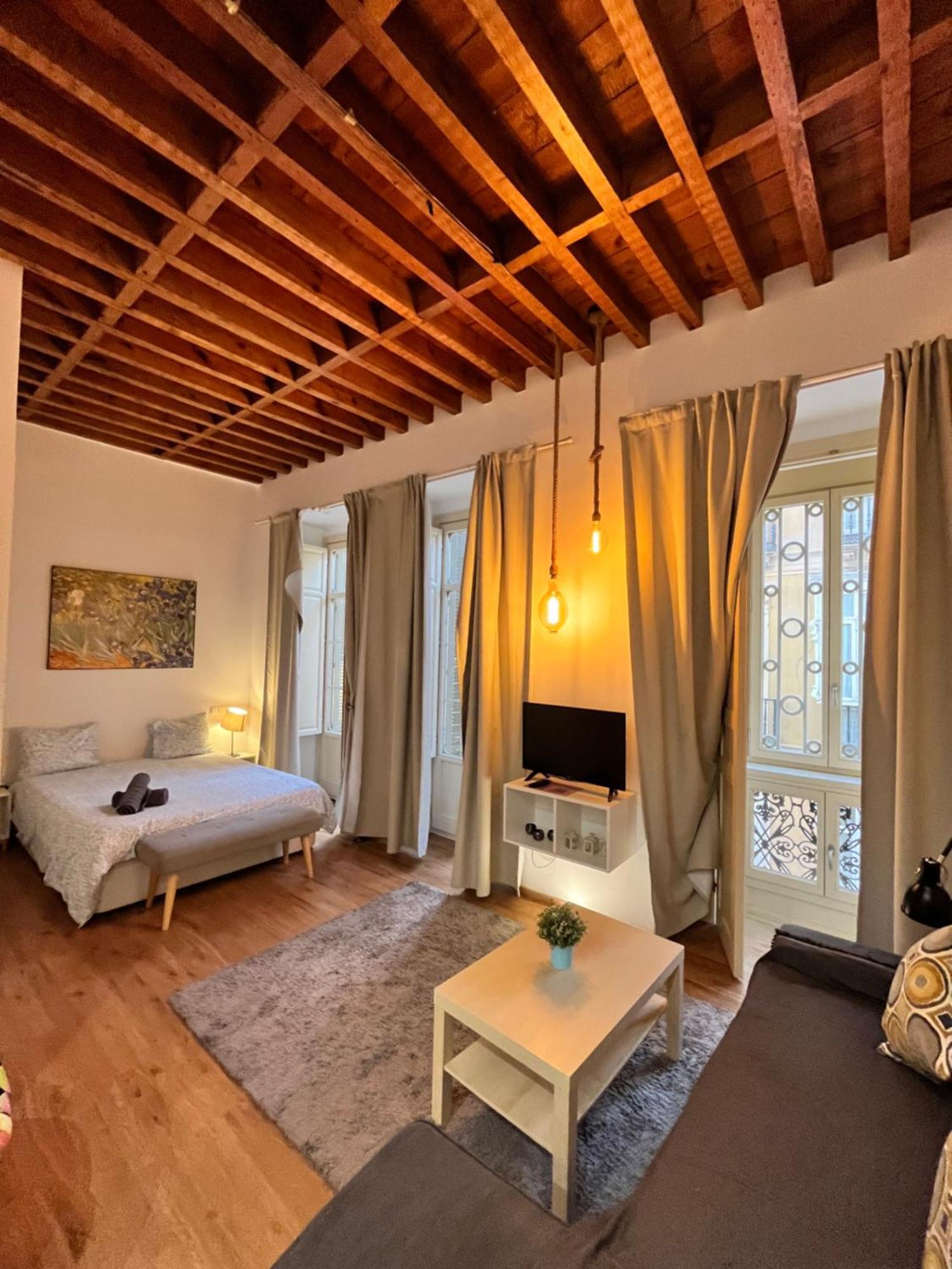 Larios Deluxe Studio Малага Экстерьер фото