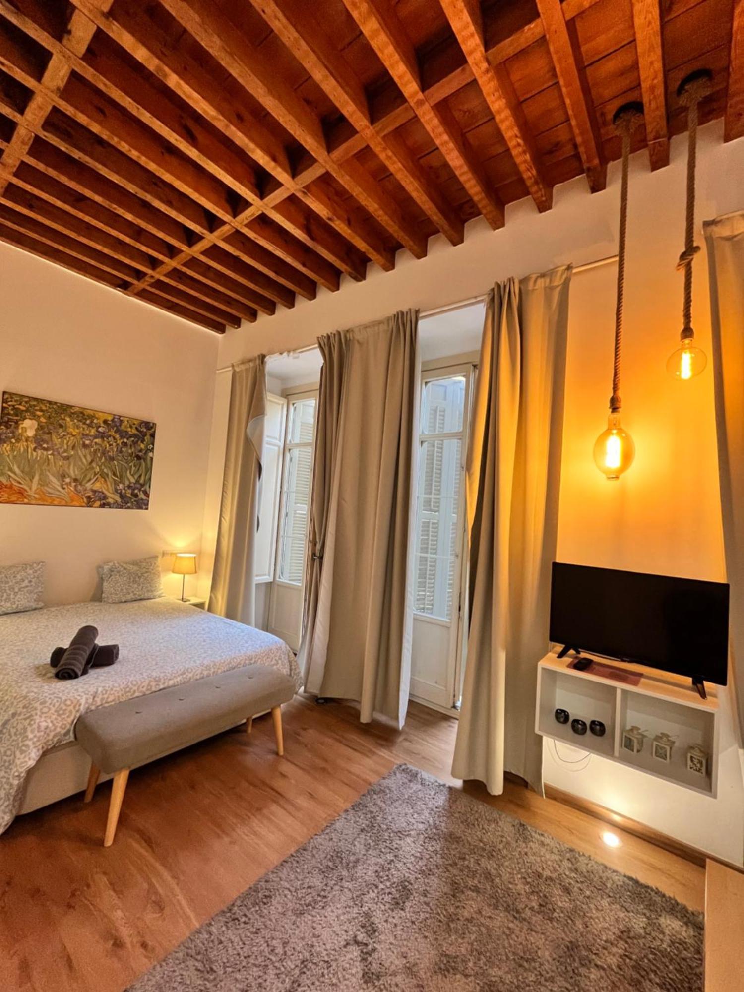 Larios Deluxe Studio Малага Экстерьер фото