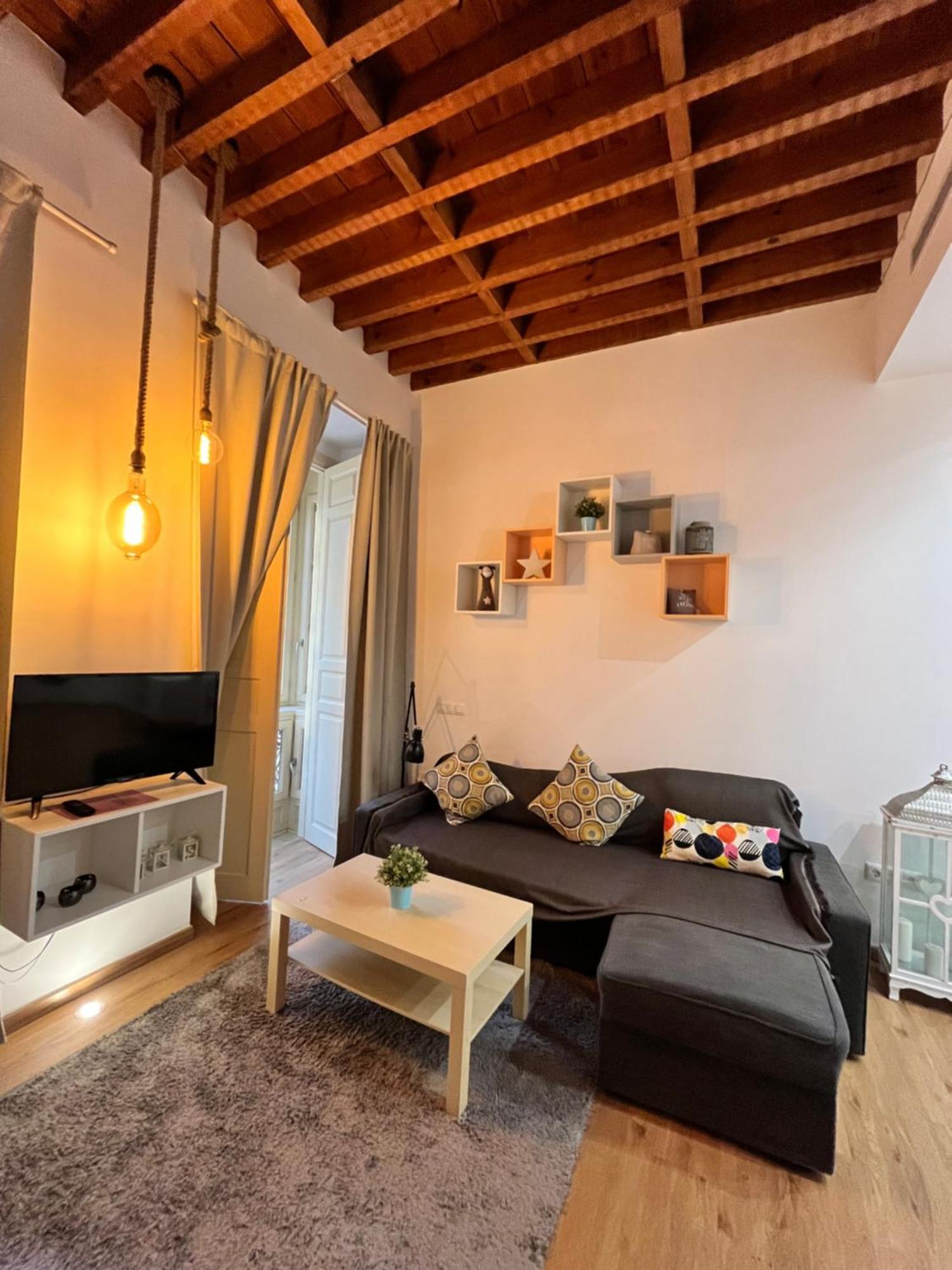 Larios Deluxe Studio Малага Экстерьер фото