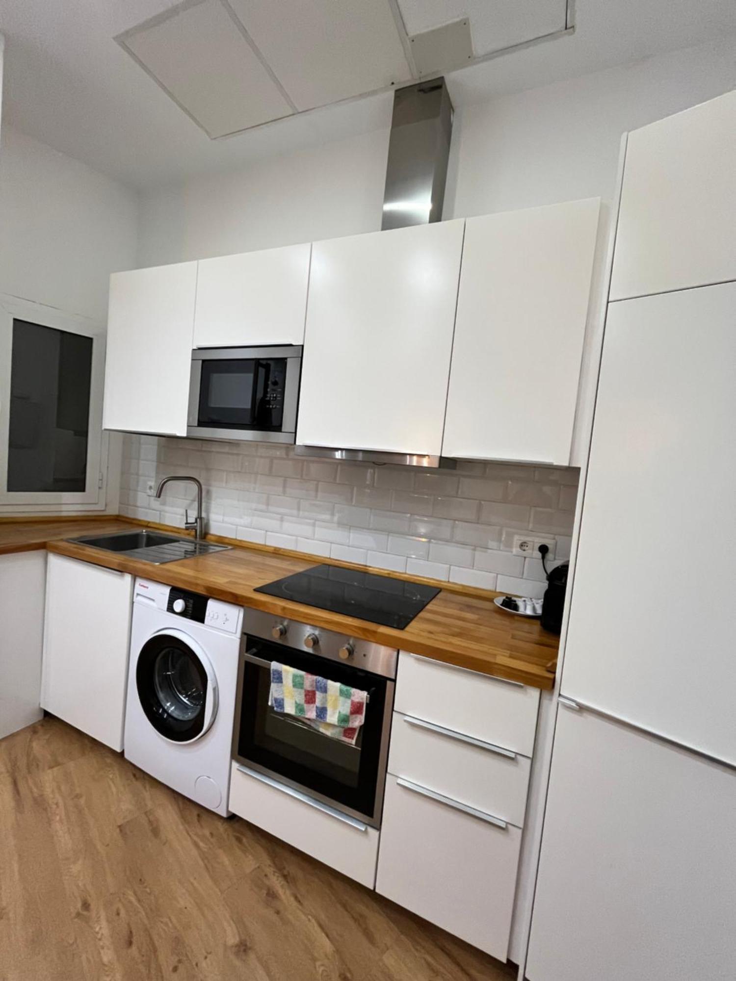Larios Deluxe Studio Малага Экстерьер фото