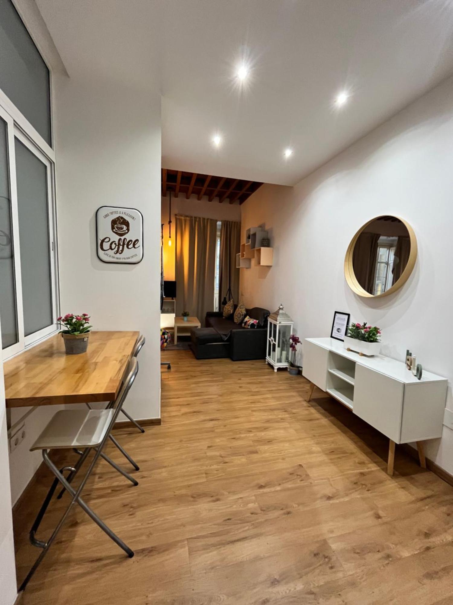 Larios Deluxe Studio Малага Экстерьер фото